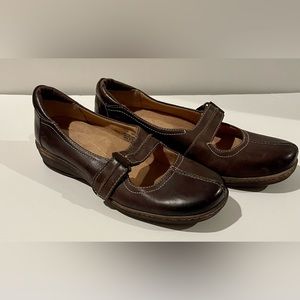 NATURALIZER Mary Jane Flats Brown Leather Cushioned Insole Slide-On 7.5